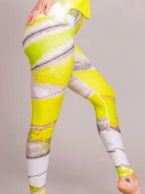 Niyama Sol Neon Flutter